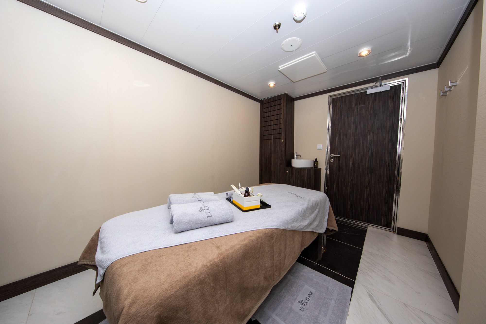Quark Expeditions_World Explorer_Spa _2_.jpg